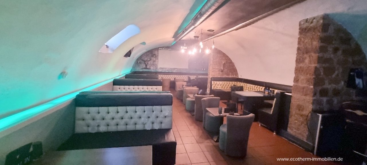 Historischer Gewölbekeller in Achern, Stadt (Bar)