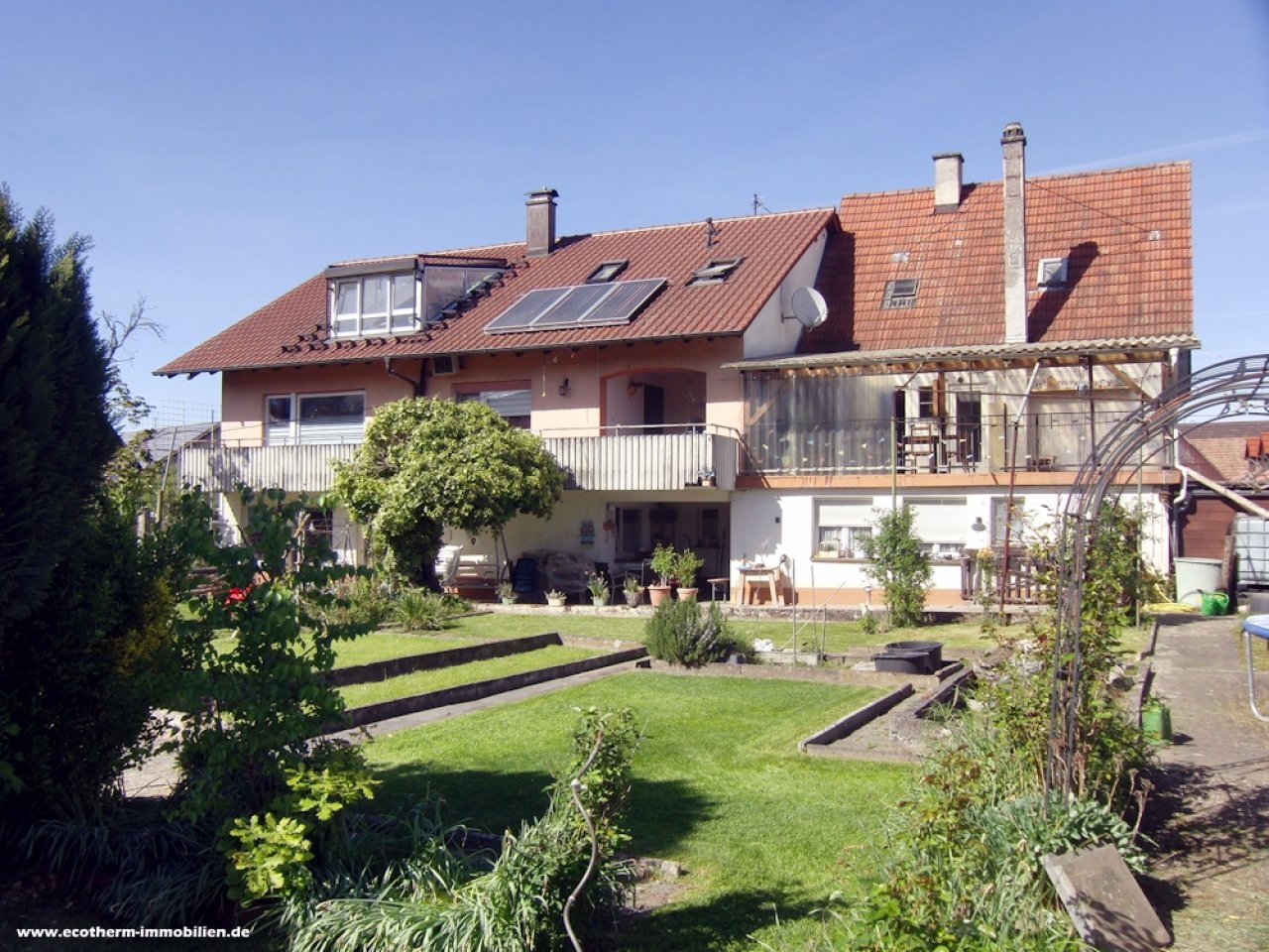Zweifamilienhaus mit großem Grundstück in Achern, OT (ZFH 20.05.2026)