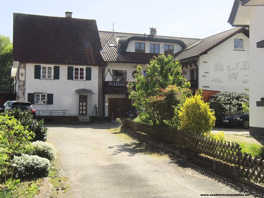 Zweifamilienhaus mit großem Grundstück in Achern, OT (ZFH 20.05.2026)
